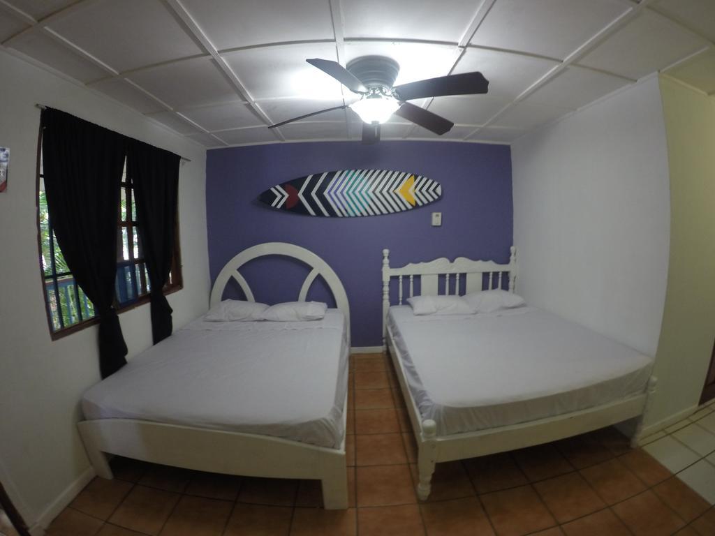 Beds On Bohio Hostel Jaco Exterior photo