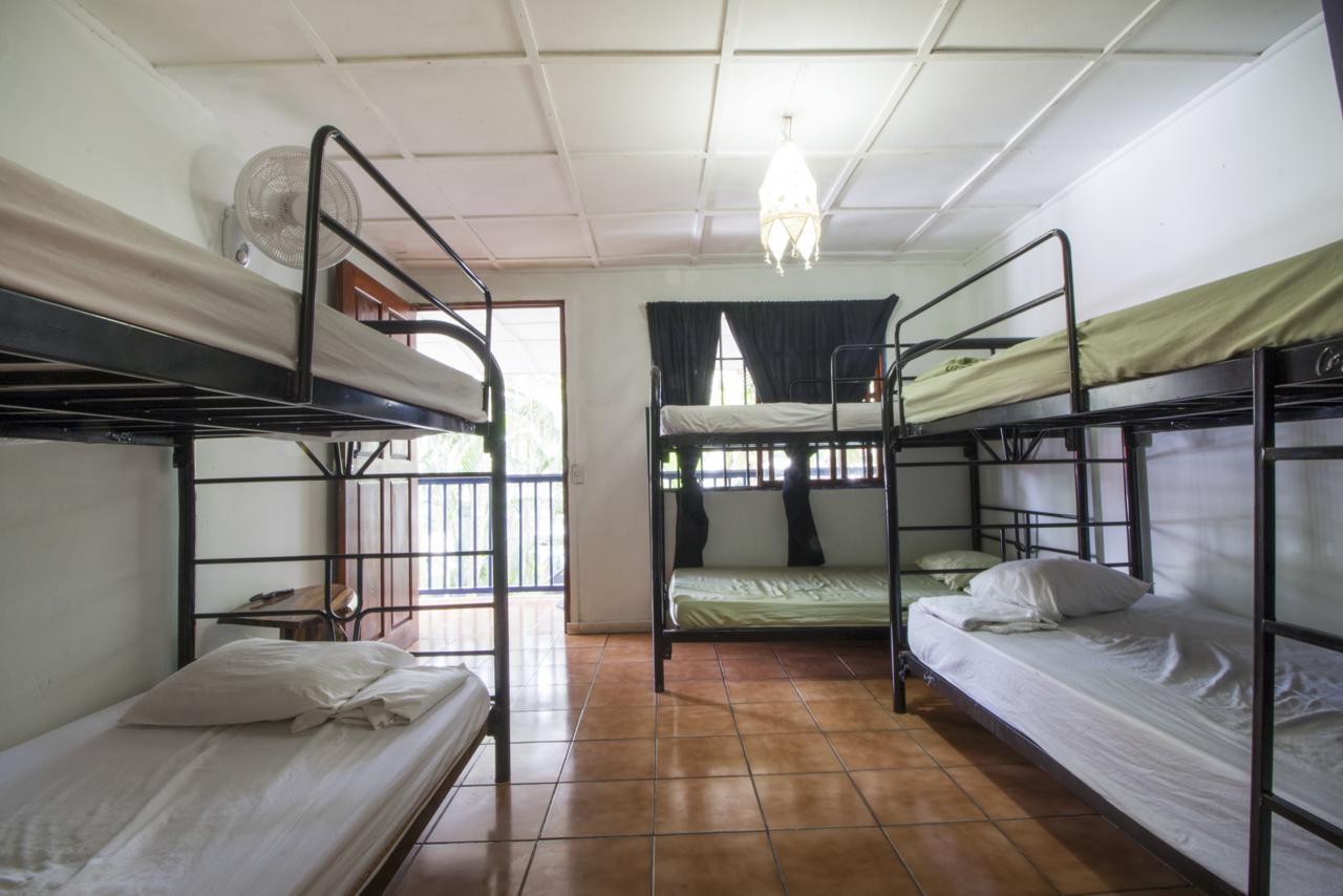 Beds On Bohio Hostel Jaco Exterior photo